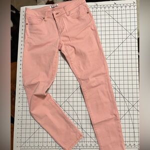 Cabi NWOT pale pink stretch pants 6